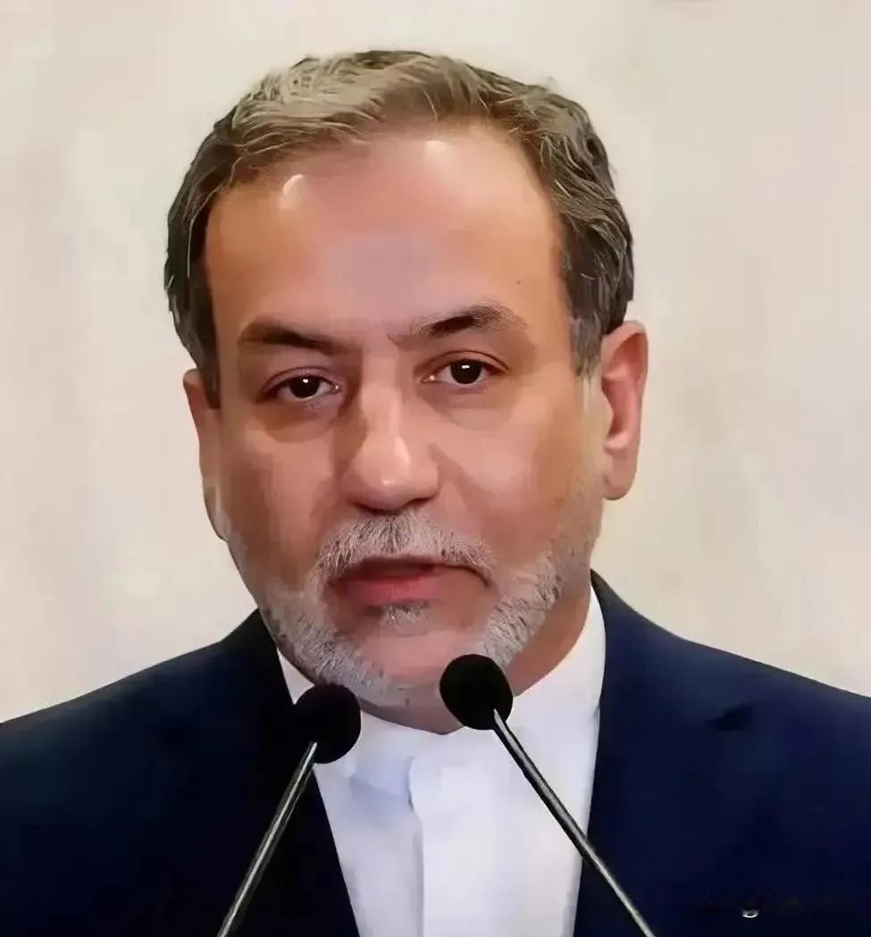 伊朗外长传来新消息。4月21日，传出了一则重要消息！伊朗外长阿拉格齐公开宣布了一