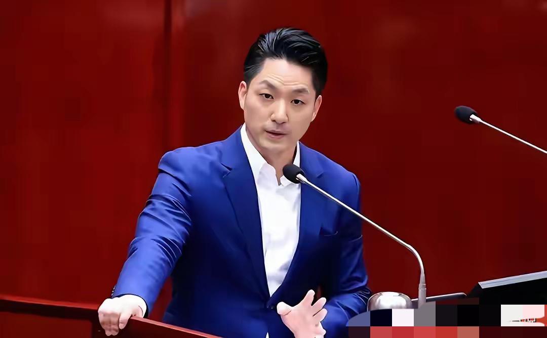 针对昨天通过的7800亿军购案，蒋万安终于发声了，没想到说了这样一番话！
​就在