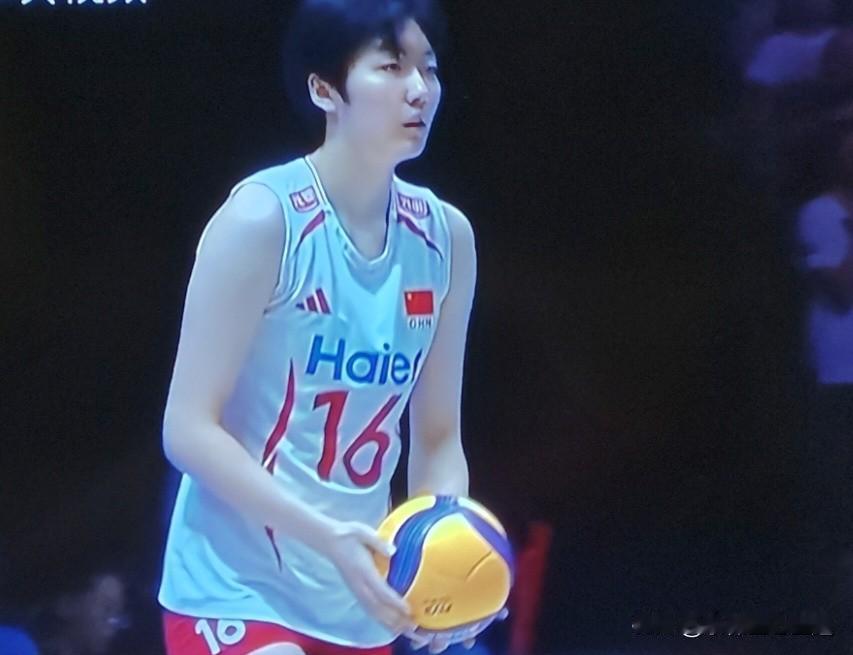 中国女排3-0战胜塞尔维亚女排，赢取世联赛两连胜！
 
 
北京时间6月6日，2