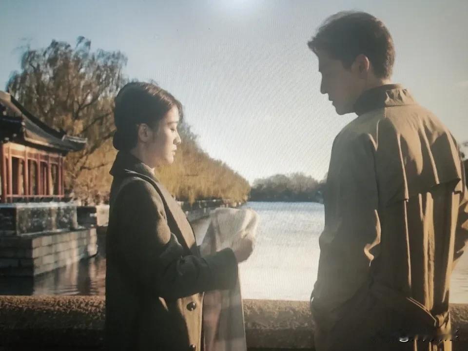 抓特务这片子被误伤了，

老韩这个走个面有点冤枉这么好的片子了。

小钢炮的电影