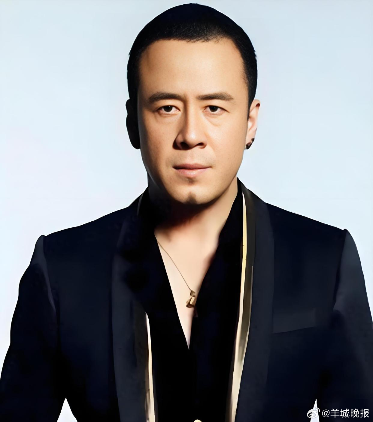 #杨坤说歌手两个字很重##杨坤说歌手不是那么好当的#【时隔七年后回归，杨坤：“歌