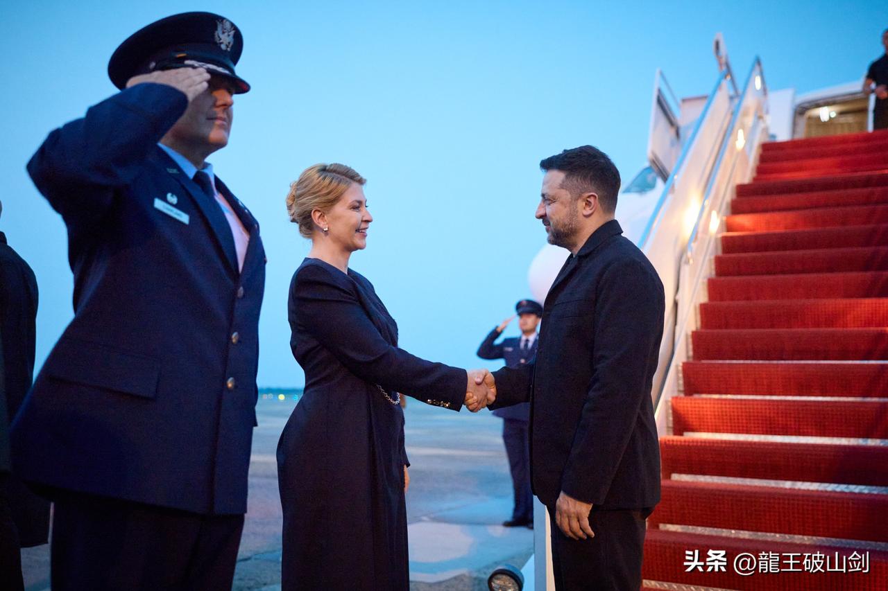 美女大使，辞职还是解职？乌克兰驻美大使斯特凡尼希娜被泽连斯基解除职务，有传闻说她