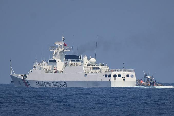 9月28日，菲律宾海岸警卫队骚扰中国渔民正常捕捞，沧海桑田，放二十年前，菲律宾军