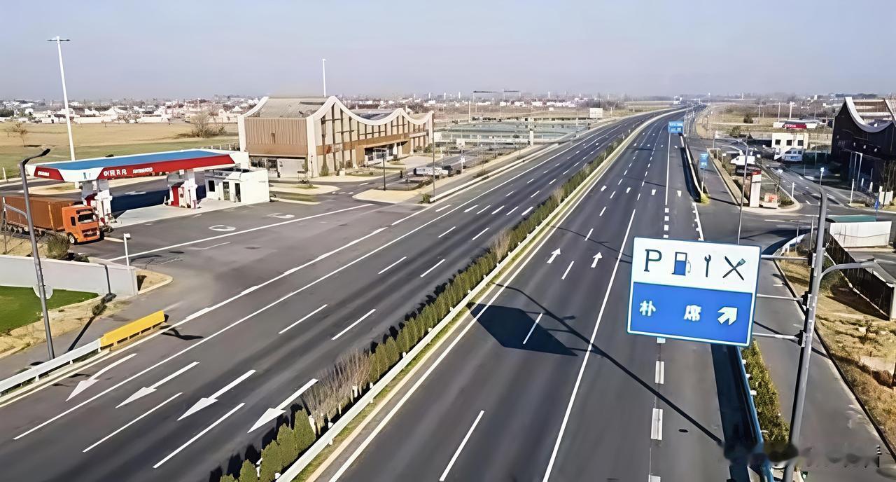 扬州交通新利好✨朴席服务区正式运营啦！
 
扬州交通便民好消息来啦🚗
📍G3