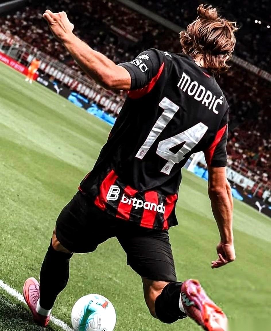 罗马、亚特兰大、国米……
我靠，这魔鬼赛程排出来的时候，我心都凉了半截。
结果呢