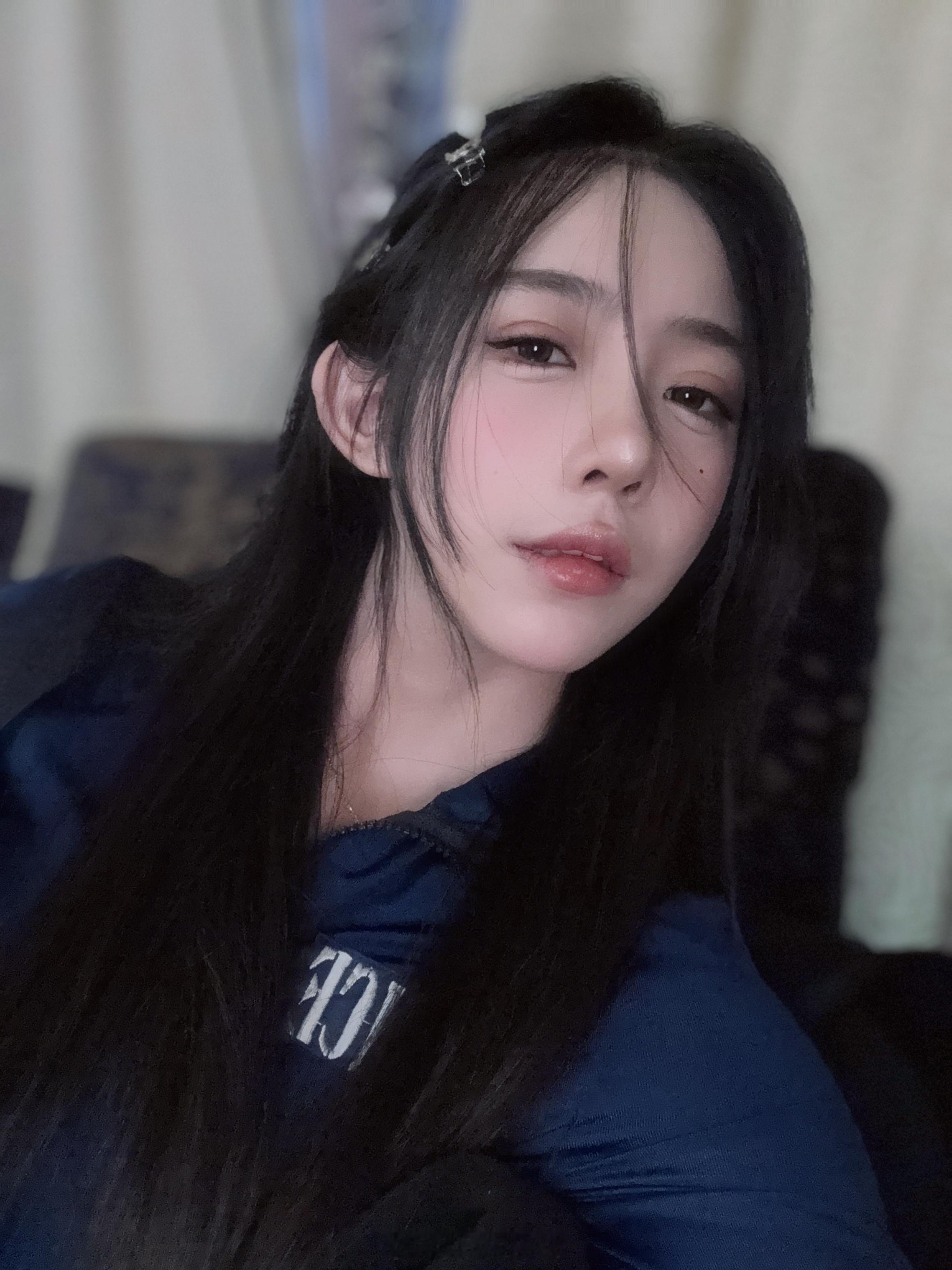 漂亮的眼睛 要流幸福的眼泪 ​​​