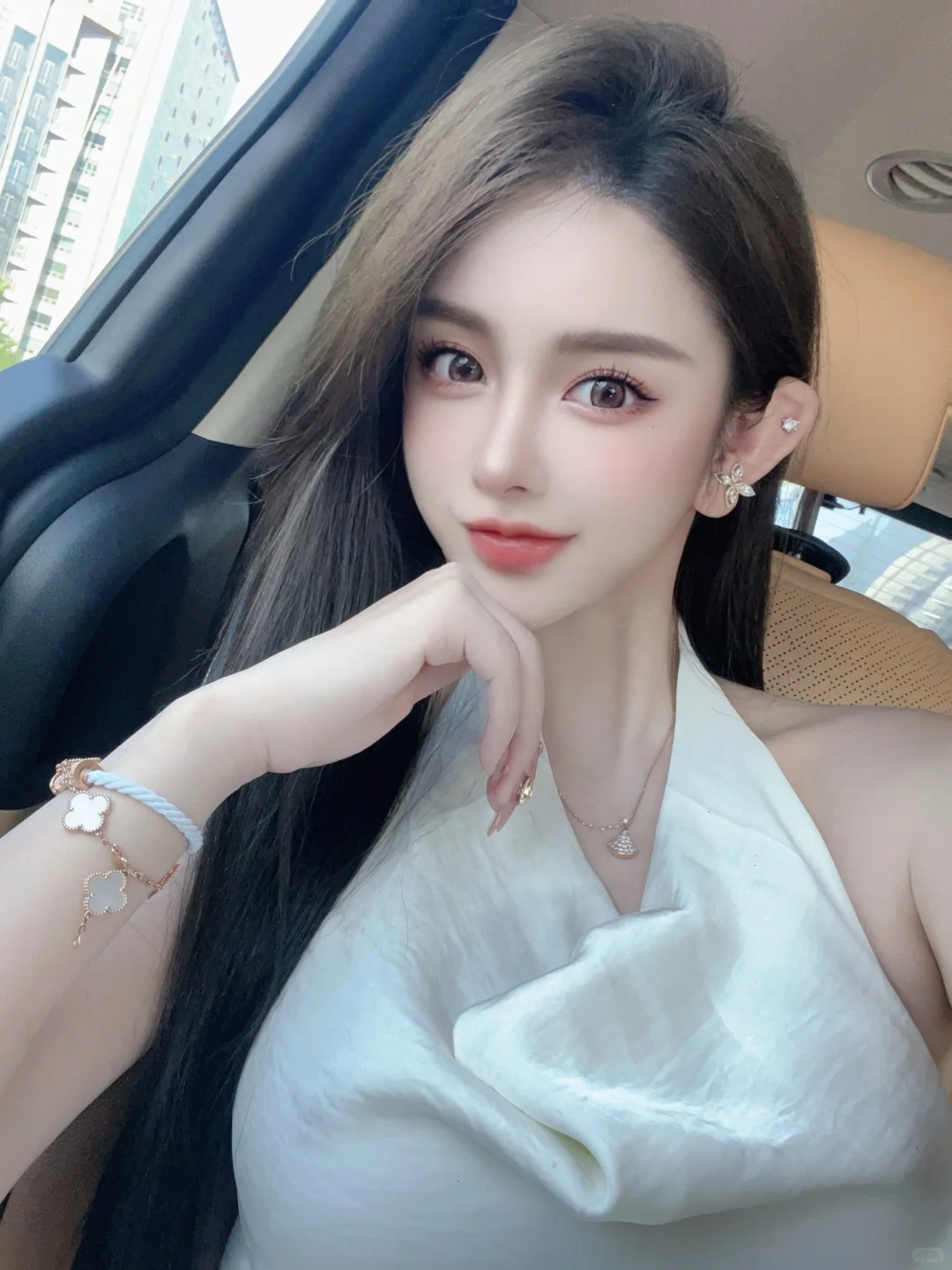 开心成翘嘴～😏