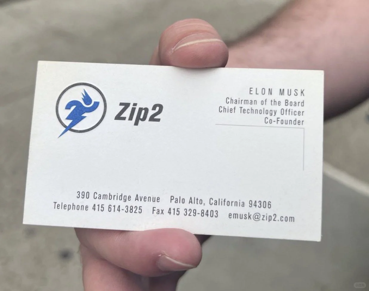 伊隆·马斯克 (Elon Musk) 的名片，来自 1996 年 Zip2 。