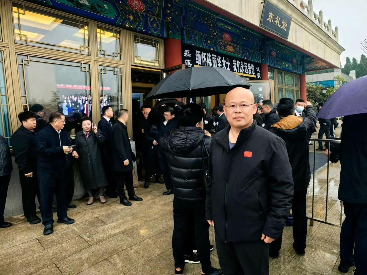 紫檀留香千古，风骨永存人间🙏沉痛送别紫檀女王陈丽华女士，一路走好。 半生商界风