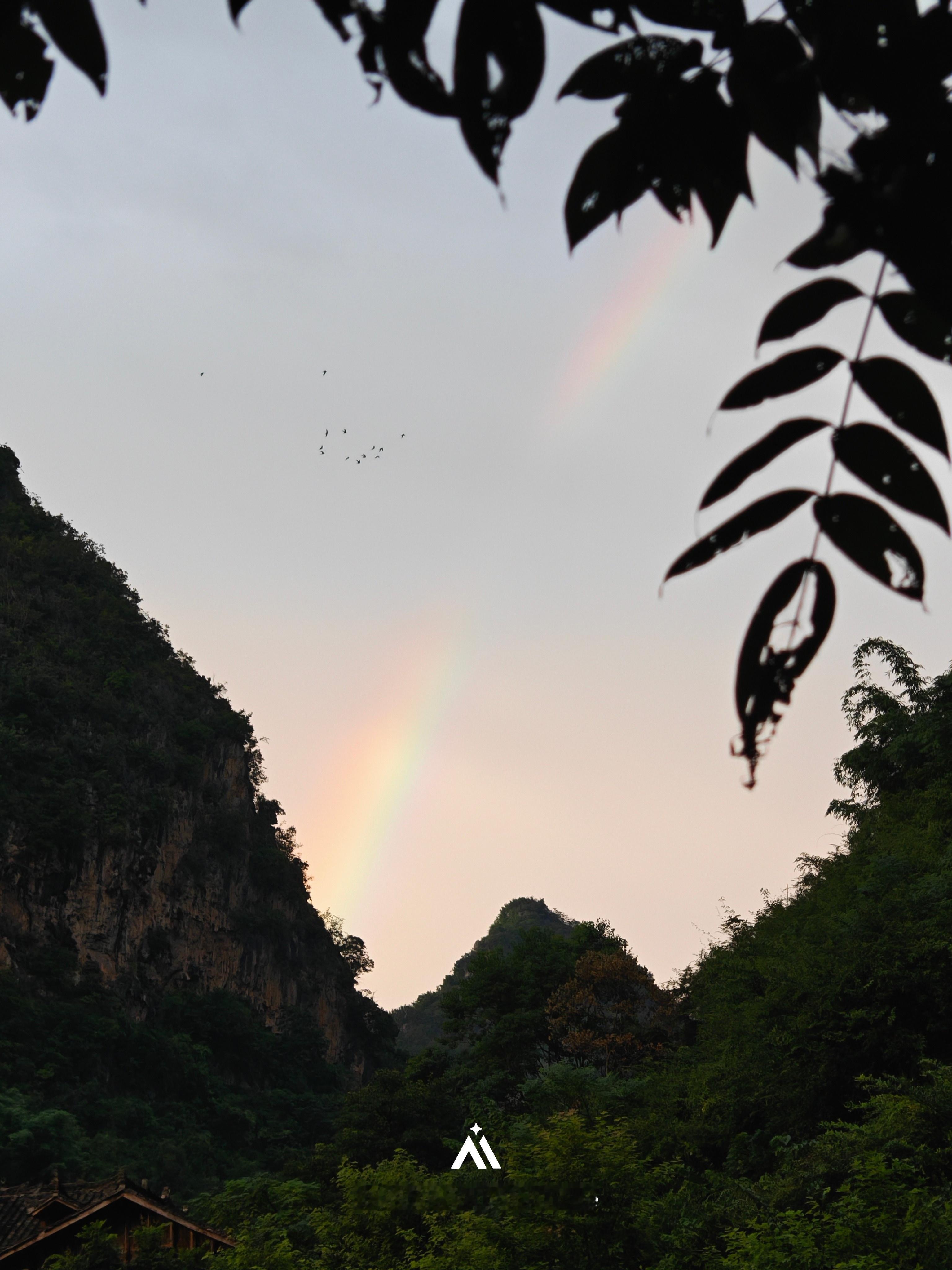非常棒的彩虹，送给大家。 