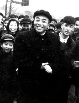 1942 年，日军制定 C 号作战计划：刺杀彭德怀。日军通过胁迫收买彭德怀身边警