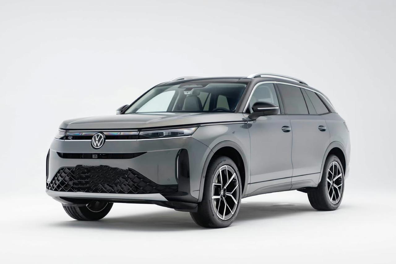 全新大众揽巡正式上市，标配第五代EA888发动机
售价24.69万-26.69万