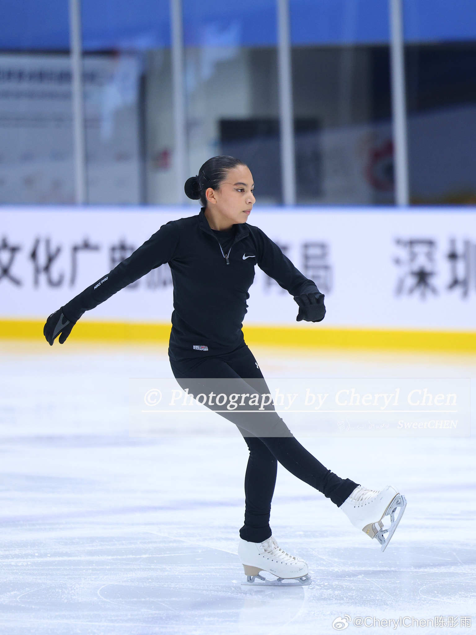 ANA BELEN VELEZ BURBANO糖摄影花样滑冰花样滑冰俱乐部联赛
