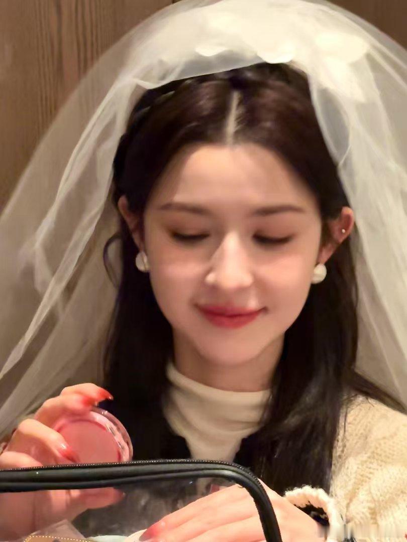 到底谁在说哈妮克孜不美啊 到底谁在说哈妮不美啊完全女娲炫技之作！ 