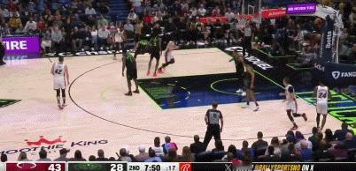NBA赛场镜头：谁说糙汉就没活？谁又说个子大的就头脑简单四肢发？NBA这些天才们