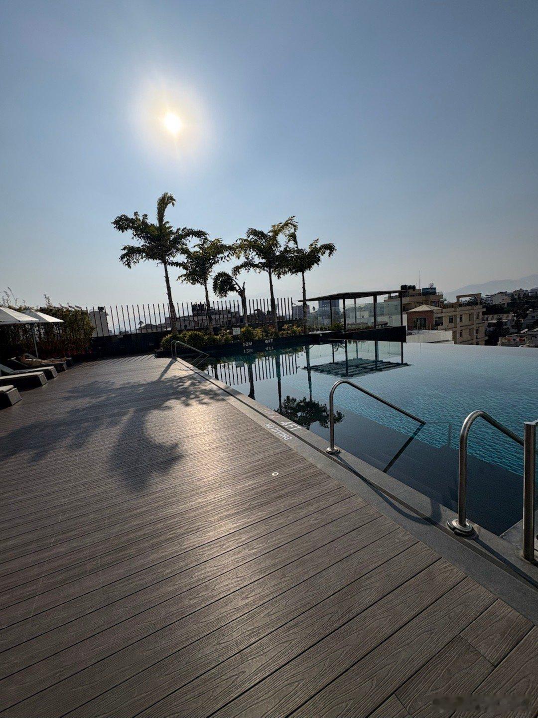 看的远一点，看的再远一点，看得要更远一点 