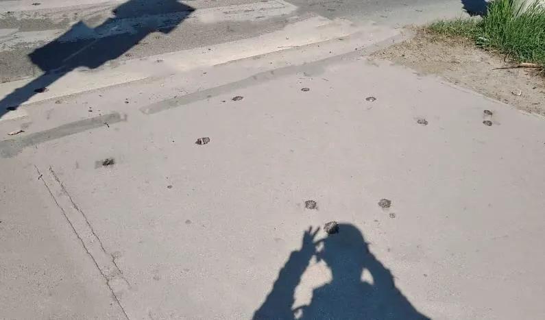 昨天晚上克里米亚半岛塞瓦斯托波尔遭到了俄乌冲突爆发以来规模最大的袭击。乌军发射了