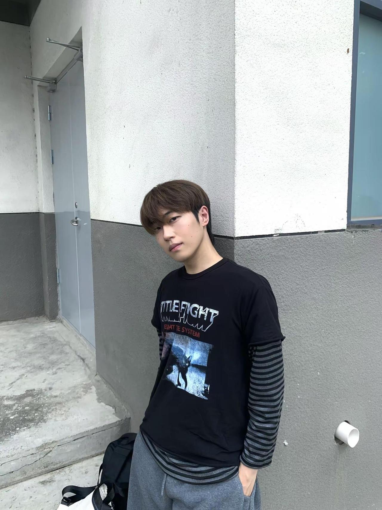 韩系少年 男大ootd ins穿搭 街头ootd