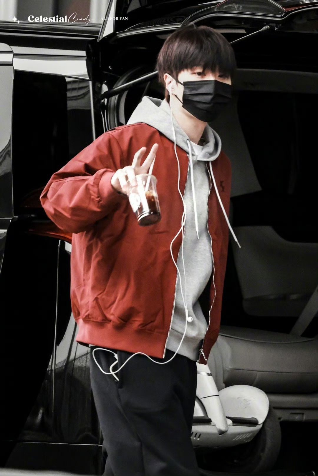 范丞丞厦门线下人气火火的很安心是又帅又幽默的丞丞呀！ 