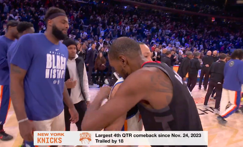 一边是纽约之王超级英雄觉醒——布伦森关键单打中距离，末节4/4拿8分，有种超级英