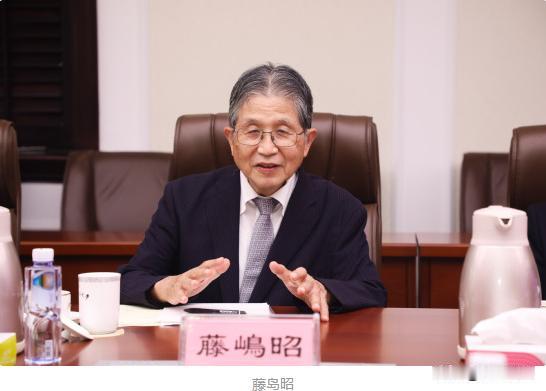 “嘿嘿，要气死日本了！”日本高级别保护的科学家没保住！藤岛昭——带着机密技术，连