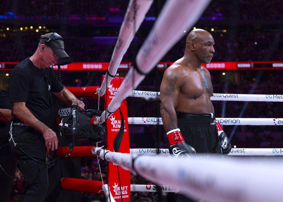 泰森vs保罗  建议留存。迈克-泰森（Mike Tyson）在 58 岁高龄时等