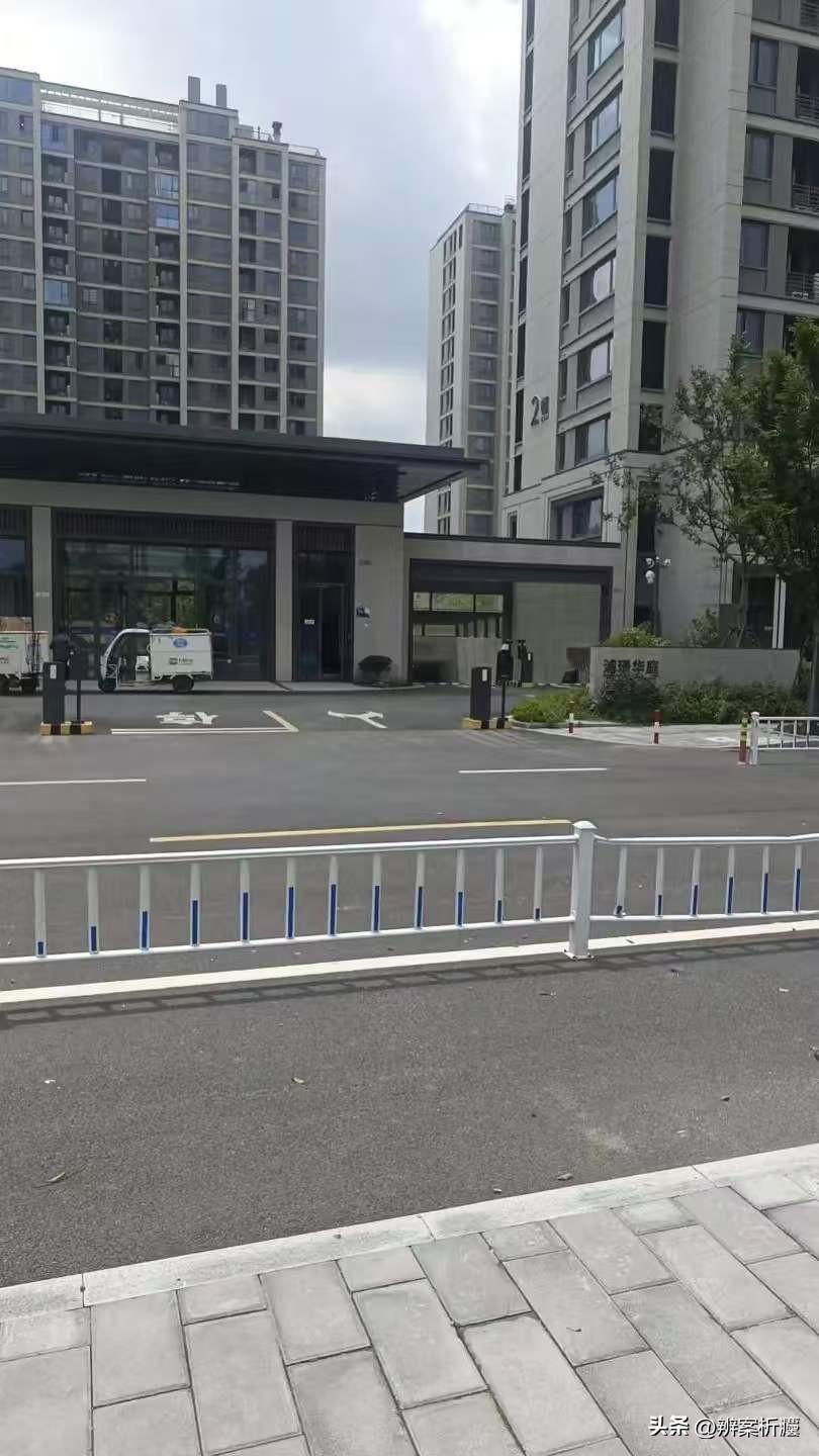 太欺负人了！浙江杭州，女子结婚后户口一直留在娘家，孩子也跟着落户在外公家，可就因