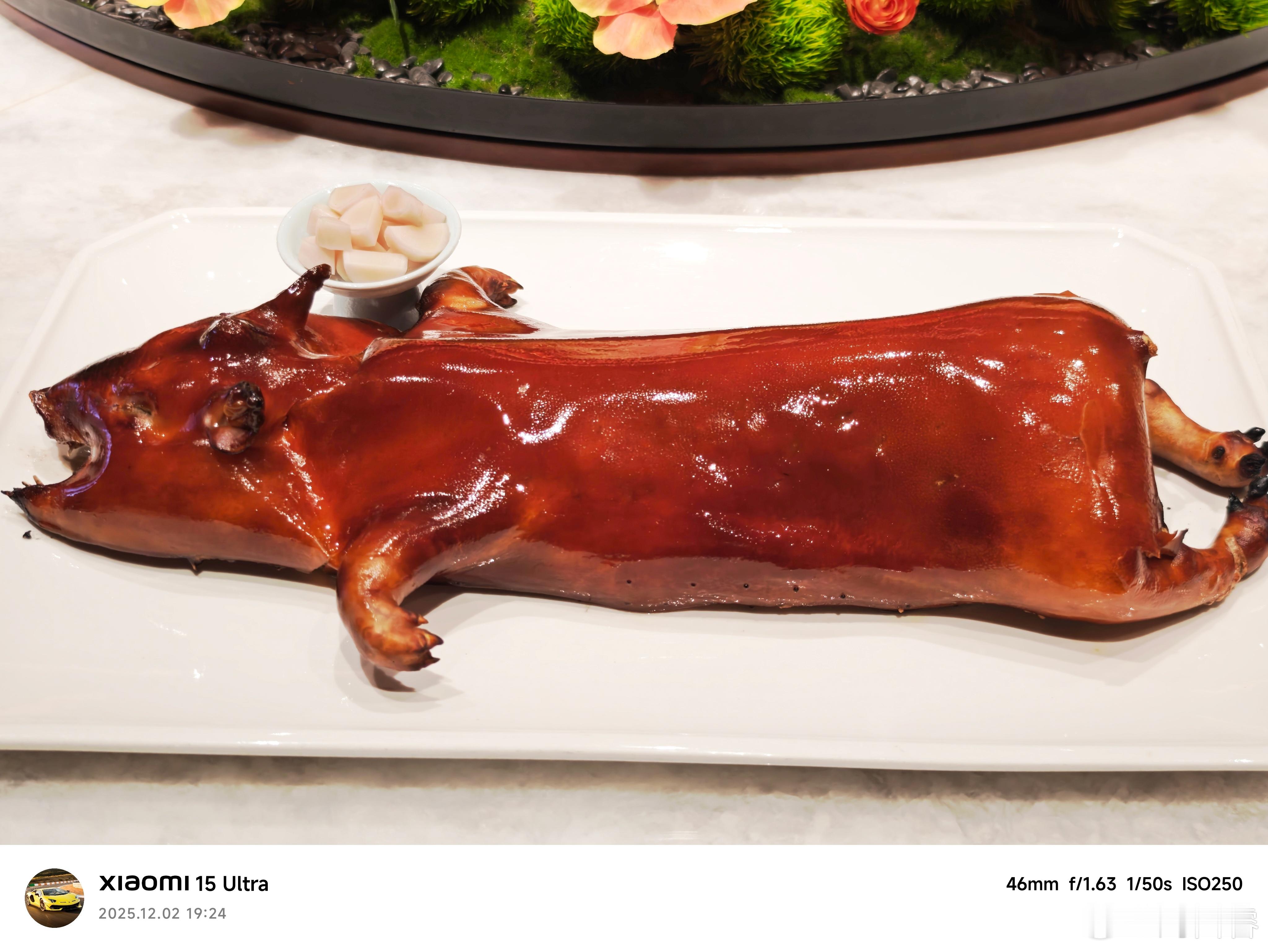 每到深夜，即使是回顾自己一天发的微博，都觉得科技圈汽车圈 各种事挺魔幻的…我们何