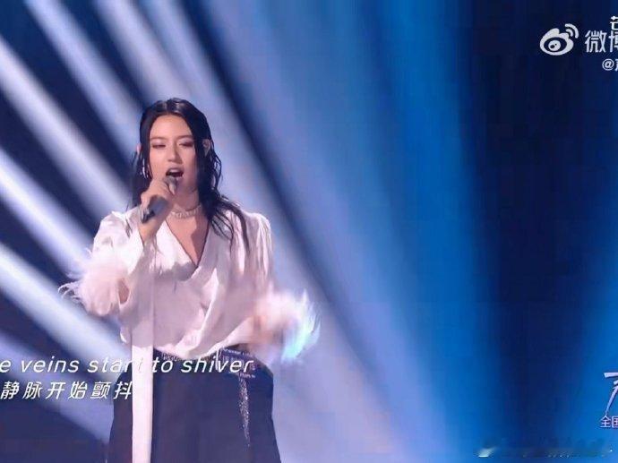 被迈利撒river燃到了迈利撒演绎《River》全程高能，穿透力爆棚的高音搭配层