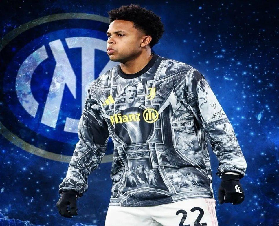 天空体育：国际米兰已经接触麦肯尼经纪人，了解免签的可能性。国际米兰热点现场意甲 