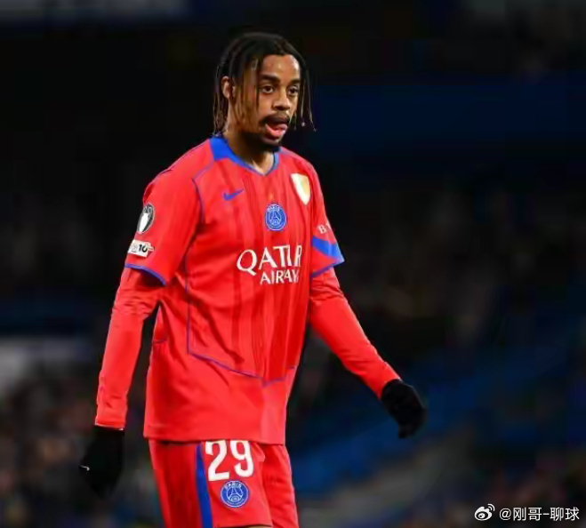 大手笔：曼城今夏或豪砸1亿英镑签法国天才边锋 瓜帅钦点+谨防阿森纳截胡足球曼城 