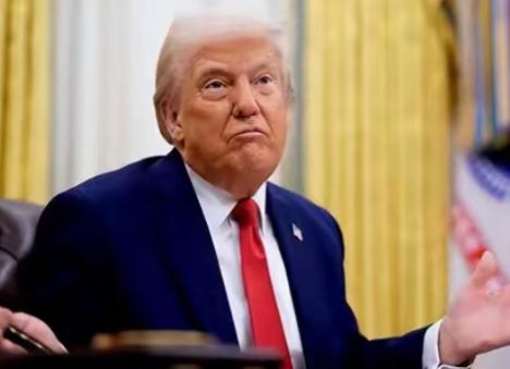 现在已经不是特朗普想不想访华的事情了，而是现在咱们不会欢迎这个“满手鲜血”的美国