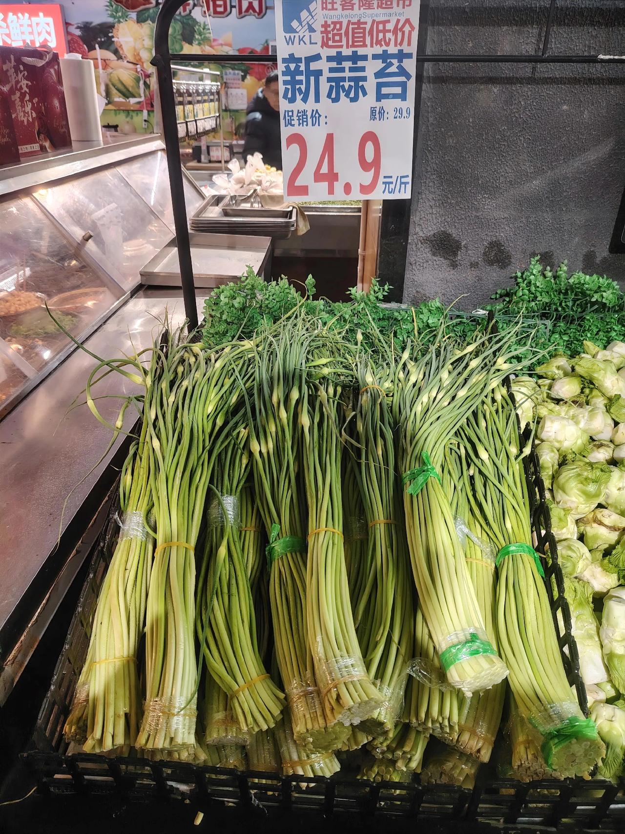 完赎子了，今年三月份算是过完了。明明今年我们公司订单仍旧有很多，可偏偏我们后处理