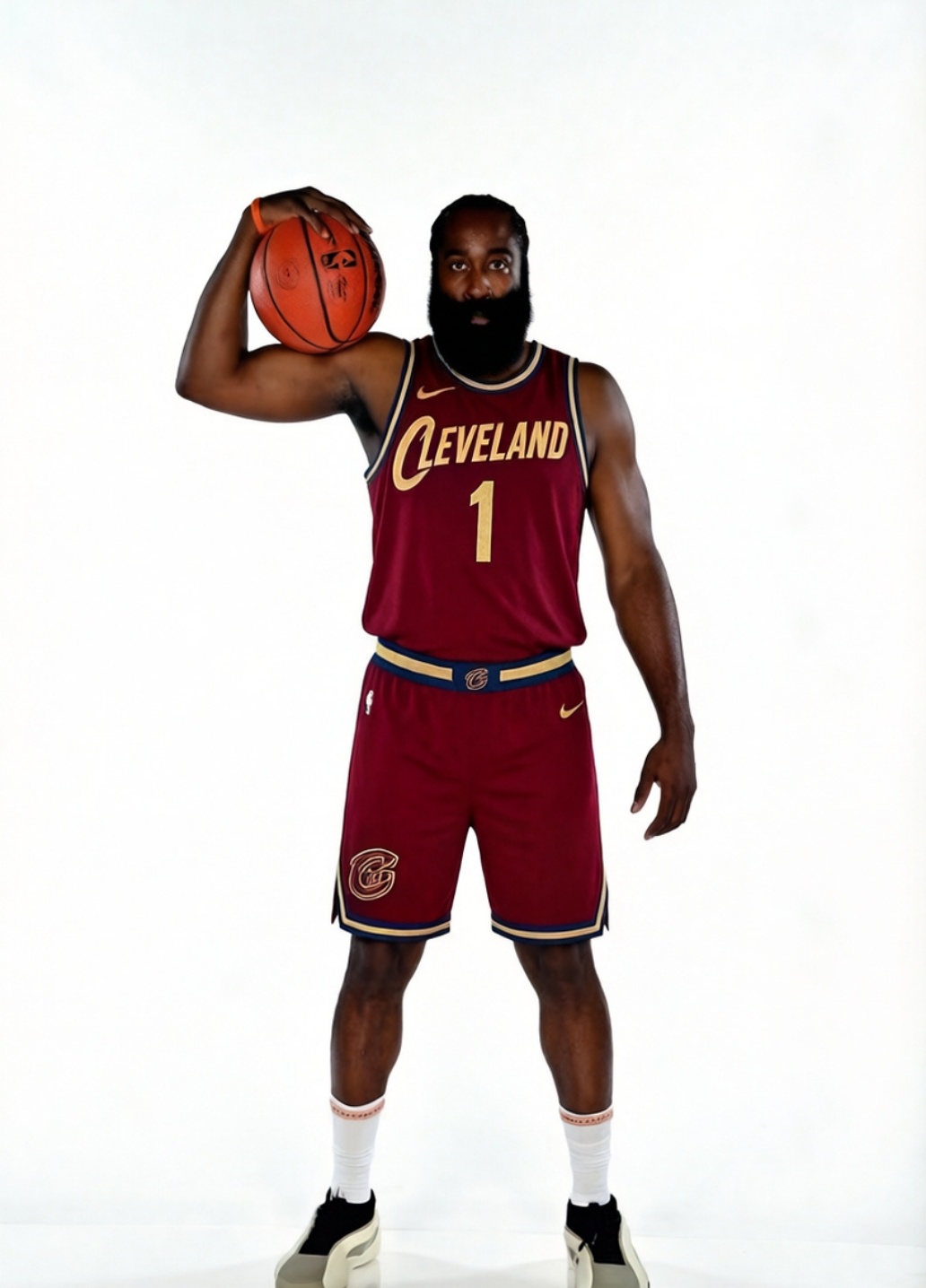 加盟骑士后的两场比赛中，哈登场均能够拿下22.5分6篮板7.5助攻1.5盖帽，投