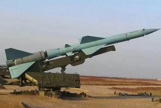 俄乌与中东战场的一个诡异现象，正在颠覆传统防空认知，美俄引以为傲的S400、爱国