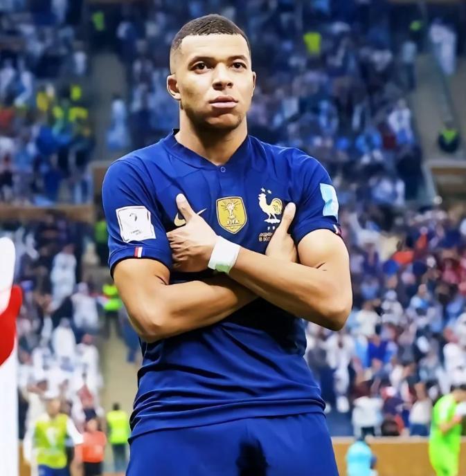 姆巴佩独中四元 连过6人一条龙破门、队史53球在手，本赛季状态火热到发烫，速度与