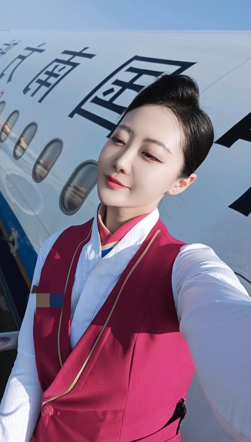 南航空姐的制服照，最美的空姐 ​​​