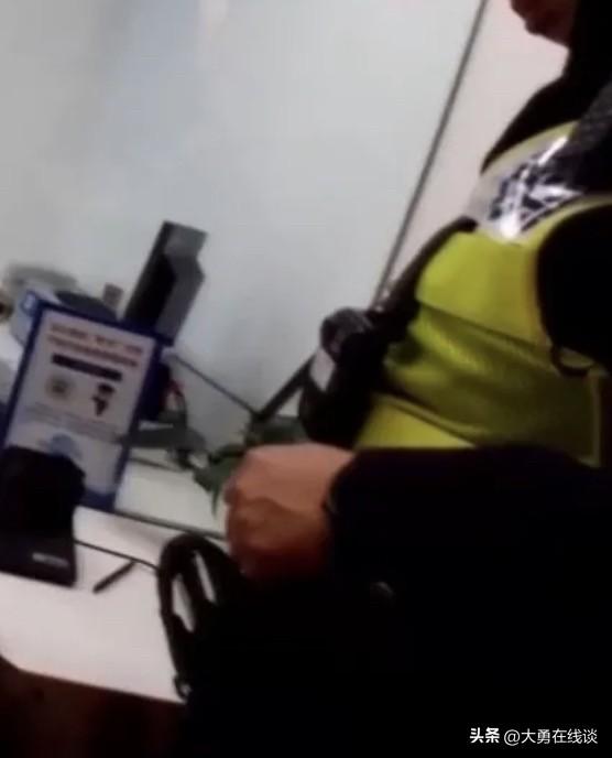 结婚2个月不到，媳妇就被骗13万
对于平民百姓，13万要存好久好久
26年2月9