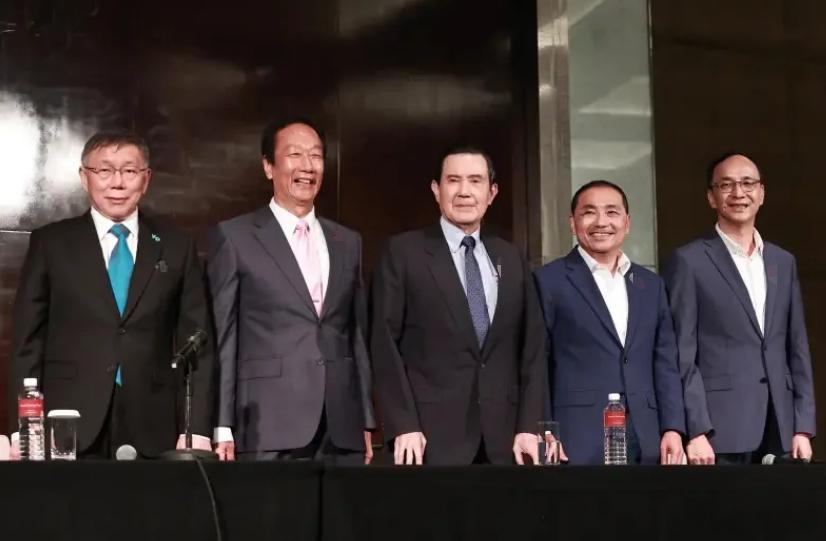 如果蓝营与白营发生弃保效应，选民的票会流向哪里去？从目前局势看，蓝营选举意志坚定