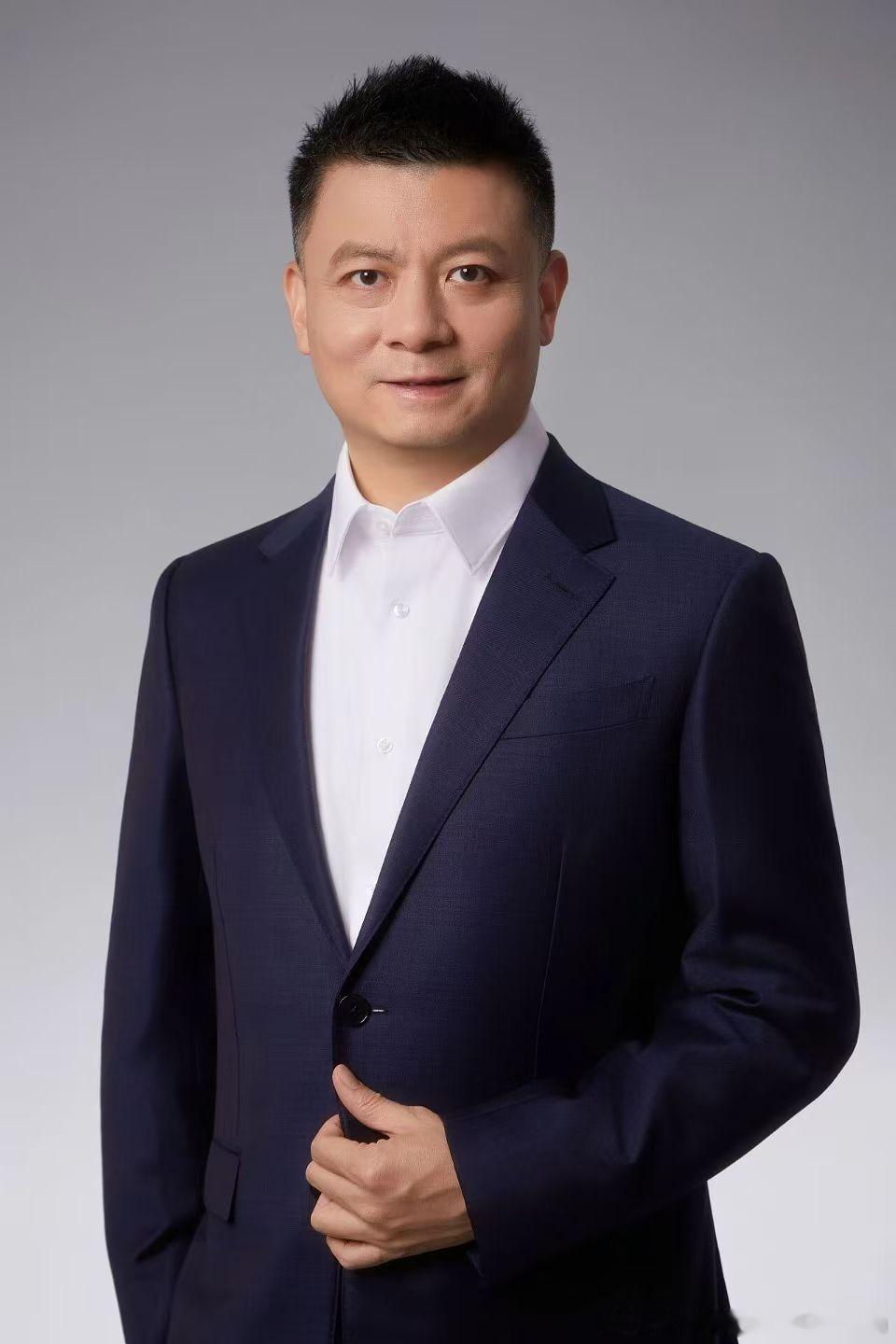 【张俊出任首位奥迪汽车中国籍总裁】2026年11月1日起，张俊接任奥迪中国总裁，