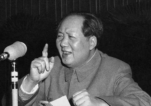 一场印巴冲突，让中国的歼-10C战斗机成了主角，全世界都在热议中国的战斗机之强大