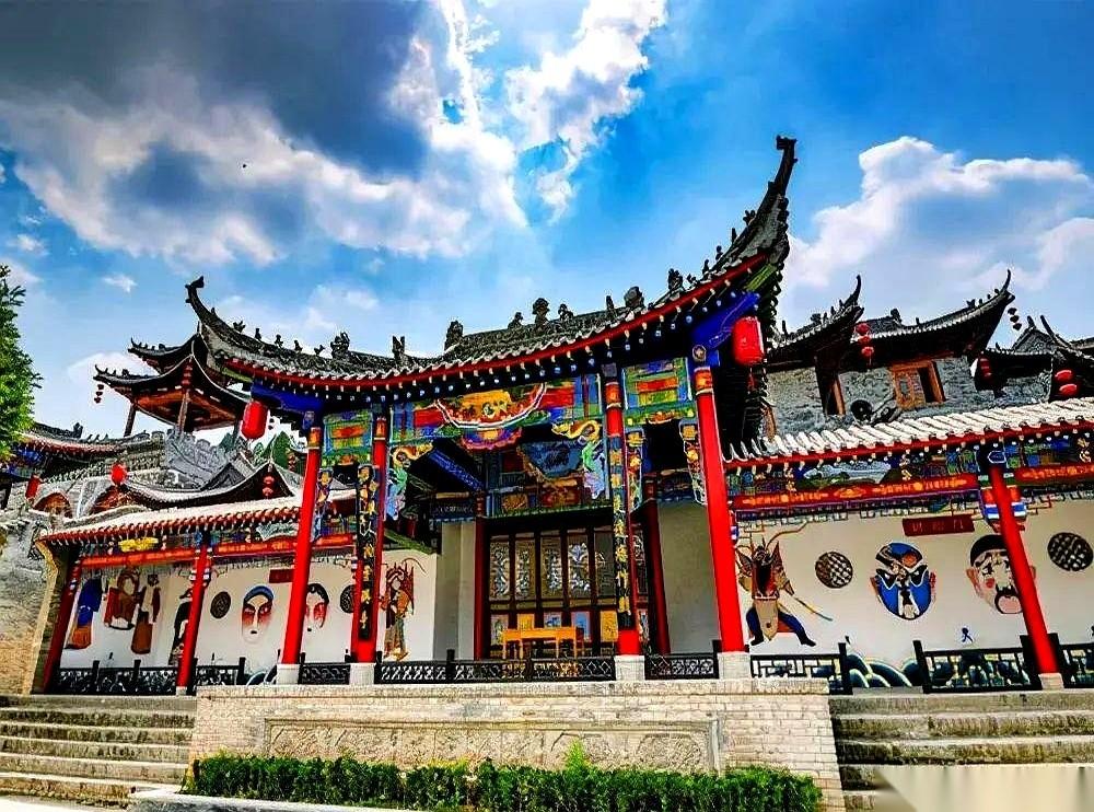提到渭南，很多人平时可能不太留意。但最近一份关于它前四个月地方财政入账的通报，直