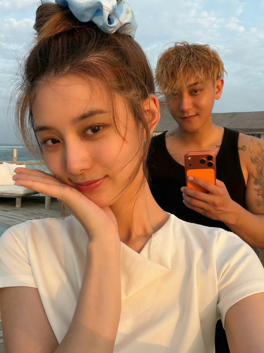 黄子韬徐艺洋马代vlog徐艺洋晒马代vlog海边、阳光、爱人，这画面也太治愈了，