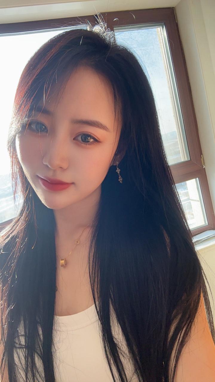 2025，满是割裂感的一年，也是我需要消化很久的一年，这一年很满，有心...