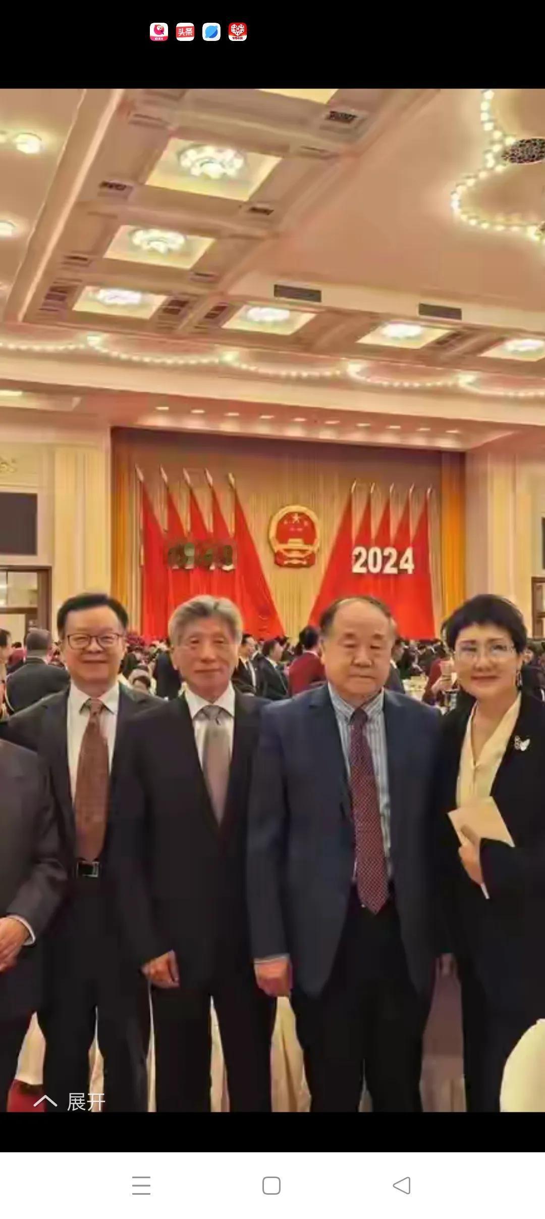 总是一副阴沉面孔鲜有笑容的人，大家认为在现实社会是一个怎样的人？