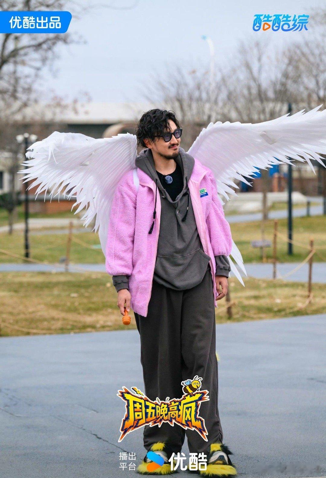 王传君从业技能这块堪比豆包 演戏之外技能满点！rap新歌beat带劲，载歌载舞有