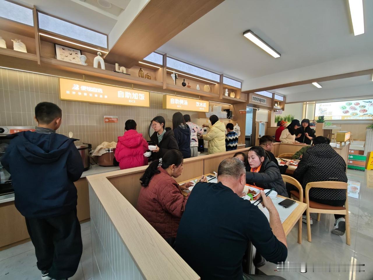 餐饮开店最重要的是什么你知道吗？
是选址，选址，还是选址！
不是所有人都会觉得你