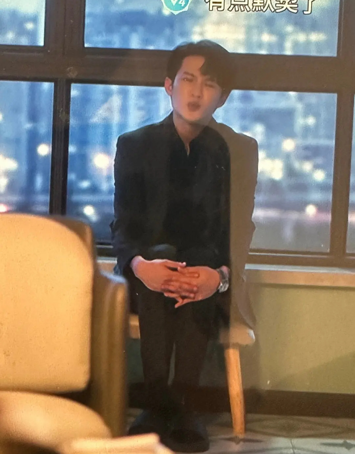 第一次看到男主体型这么小的 