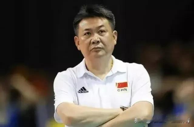 香港站！中国女排领导团，最好做5个调整

1，蔡斌（安排主攻线上首发朱婷）

2