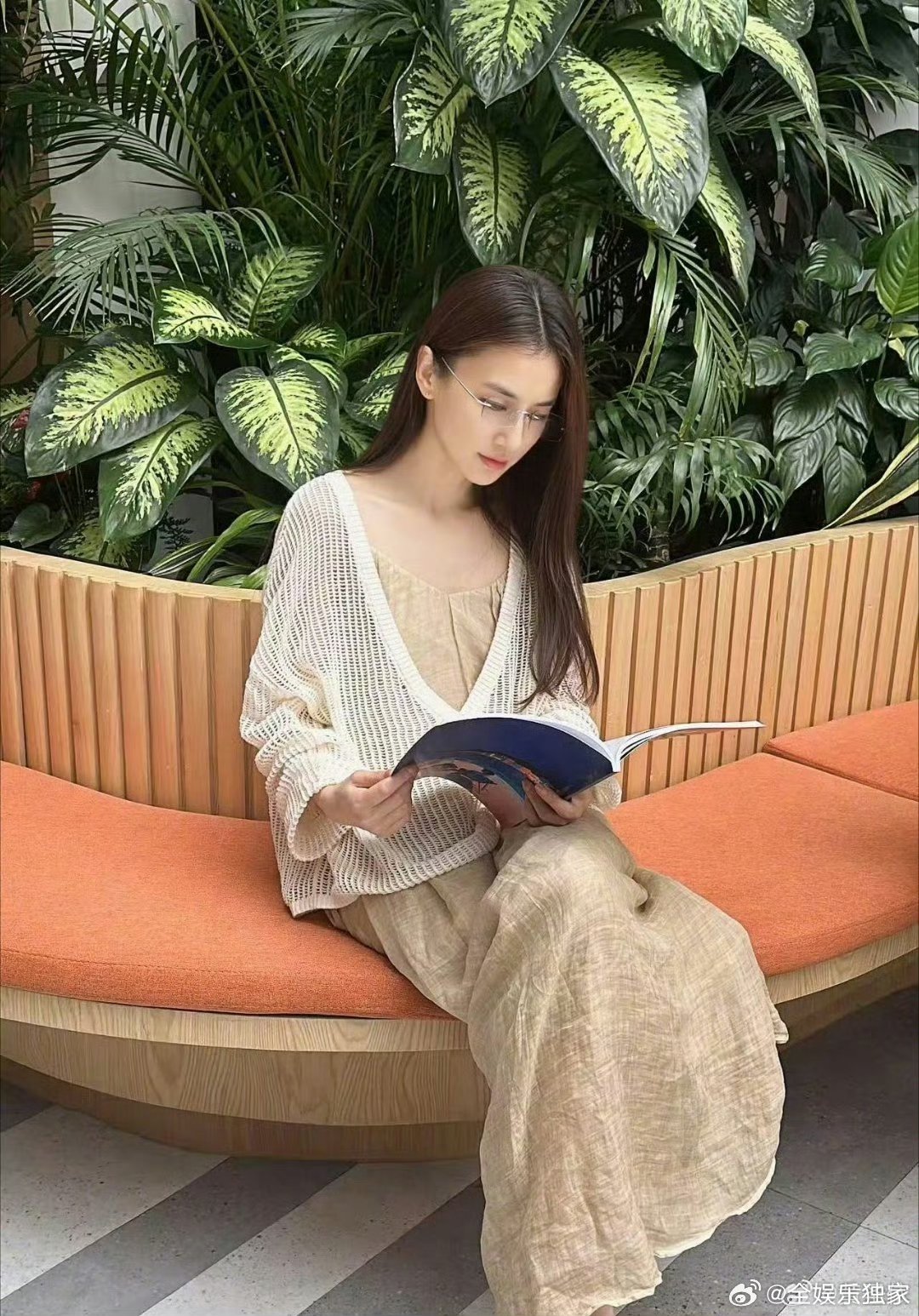 黄圣依可以自己选剧本了 太燃！黄圣依打破常规，亲自筛选剧本的魄力十足，“感觉ve